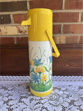 Vintage 1970's Aladdin's Pump-a-Drink Dispenser